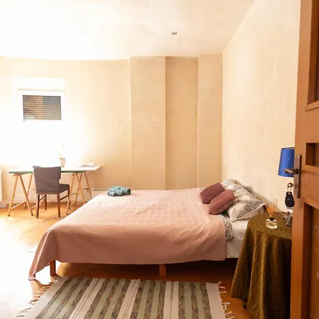 Shared Retro Vintage Luxury * Bukarest