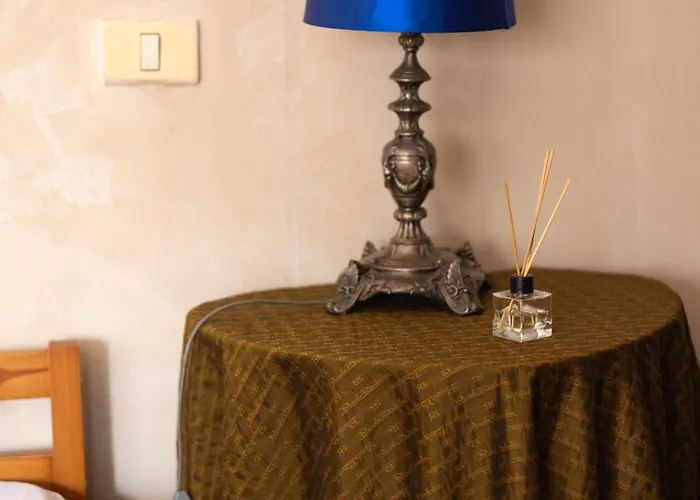 Central Retro Vintage Hostel