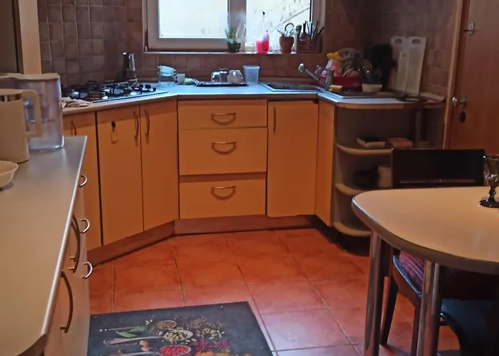 Гостевой дом Central Retro Vintage Hostel