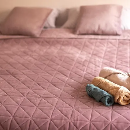 Pensjonat Shared Retro Vintage Luxury Bukareszt