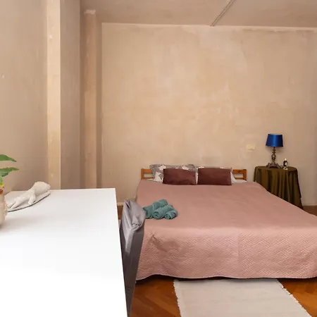 Shared Retro Vintage Luxury *